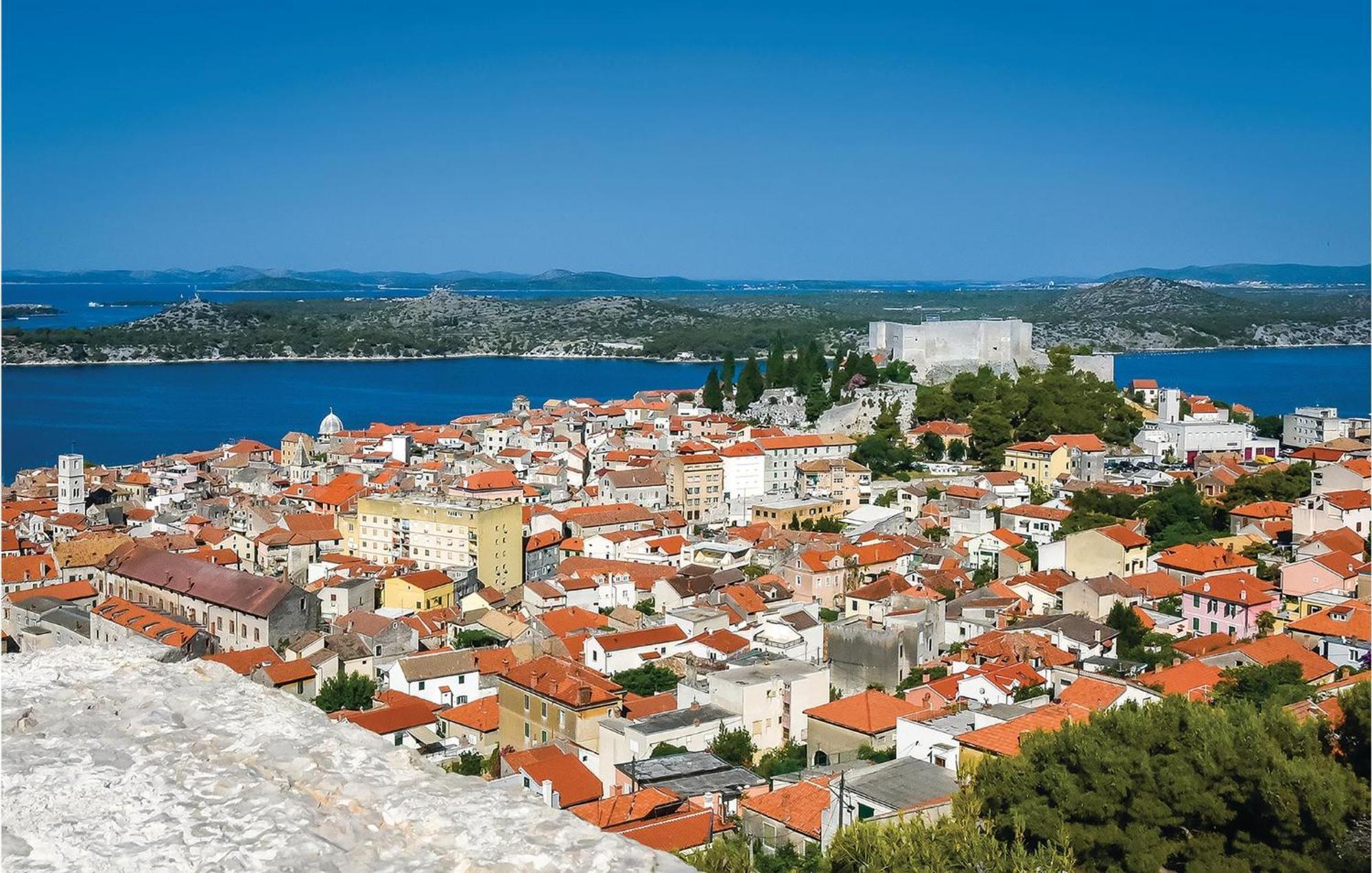 Beautiful Home In Sibenik With Kitchen Eksteriør bilde